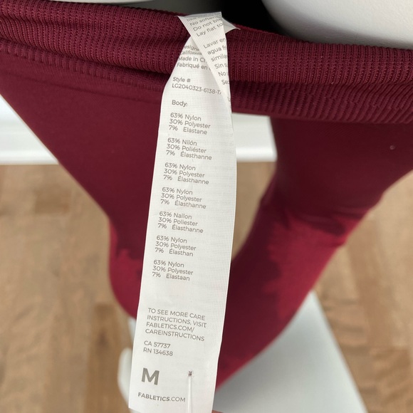 Fabletics Floral crop top with pants gym clothes fits like a Small - Picture 10 of 13